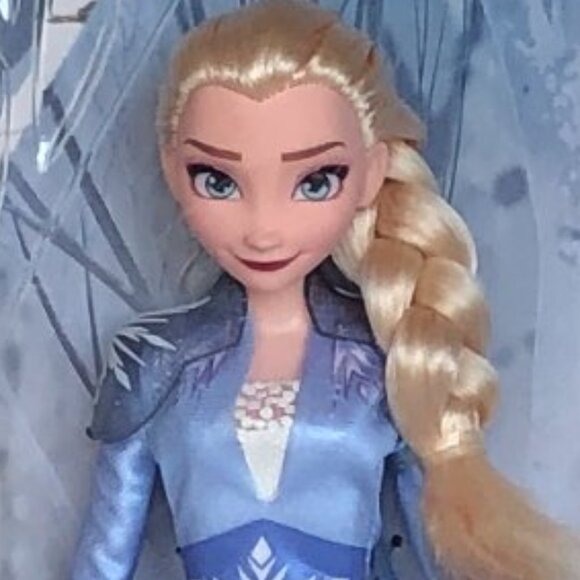 New in Box-Hasbro Disney Frozen 2 Elsa Fashion Doll with Long Blonde Hair - Picture 9 of 14